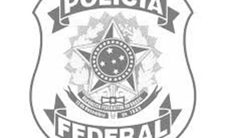 Brasão em preto e branco da Polícia Federal.