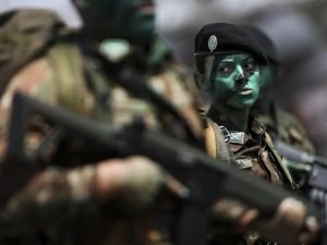 A partir de 2025, Forças Armadas permitirão alistamento militar para mulheres