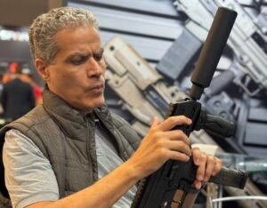 Demetrius Oliveira: uma força proeminente na expansão do setor bélico e de segurança na América Latina