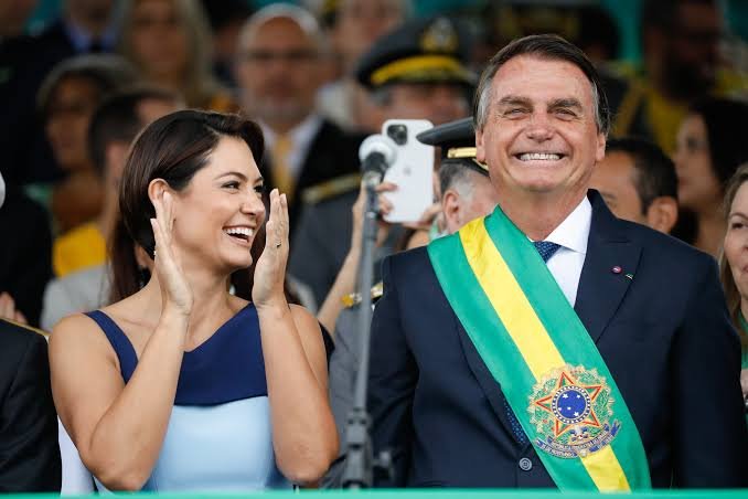 Eleições 2026: A Mobilização Conservadora e a Sobrevivência do Setor Armamentista
